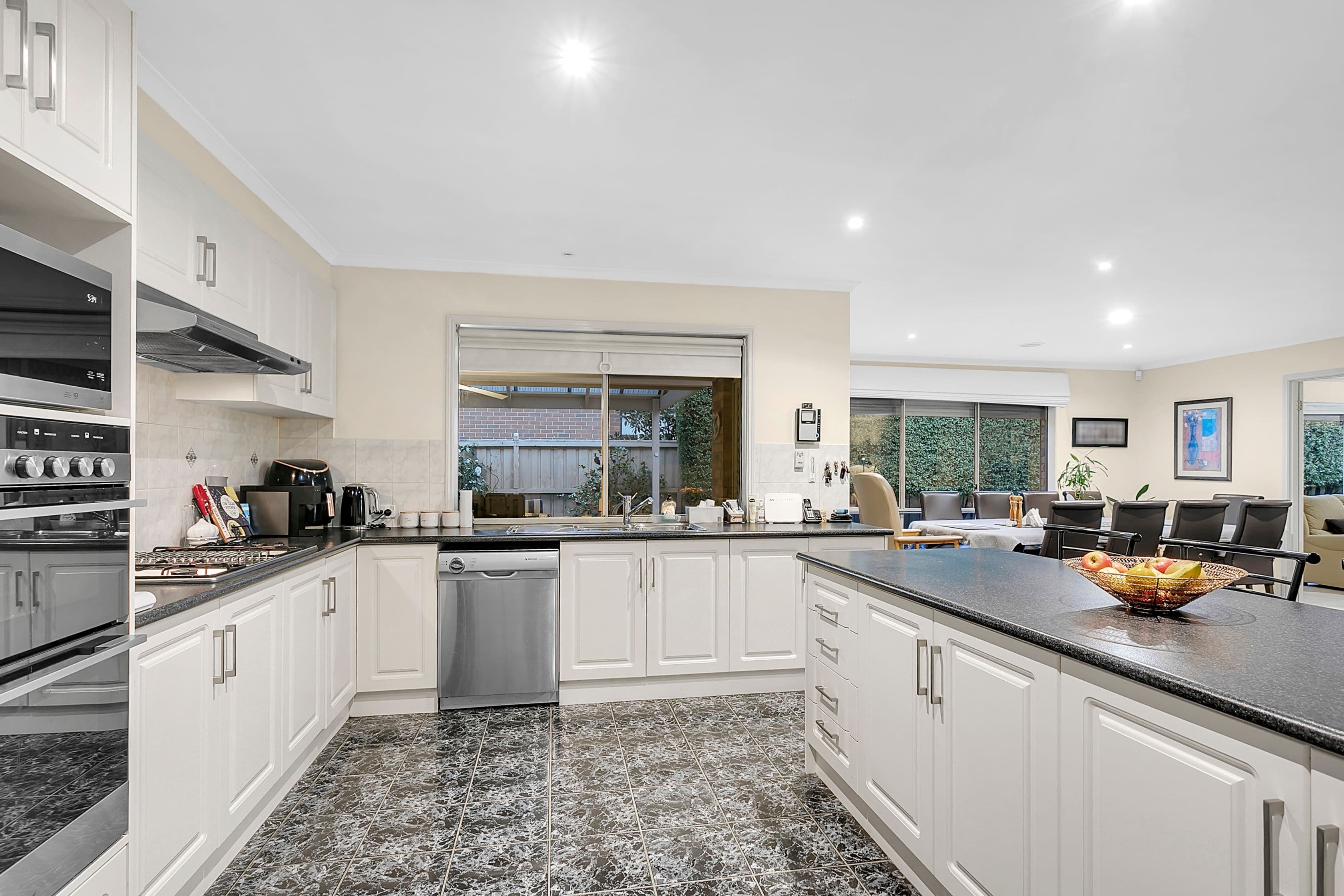 12 Brewster Street, Berwick VIC 3806, Berwick - Thumbnail 6