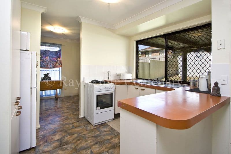 72 Hazelton Street, RIVERHILLS QLD 4074, Riverhills - Thumbnail 3