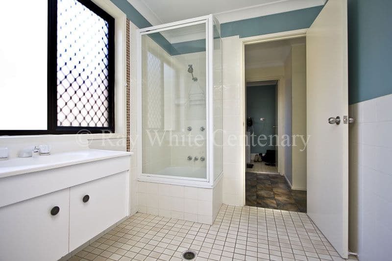 72 Hazelton Street, RIVERHILLS QLD 4074, Riverhills - Thumbnail 6