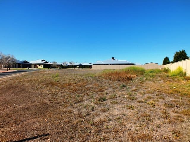 4 Veronica Avenue, Goondiwindi QLD 4390, Goondiwindi - Thumbnail 4