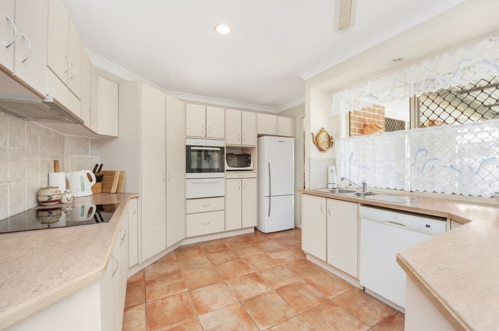 34 Avondale Drive, Banora Point - Thumbnail 3