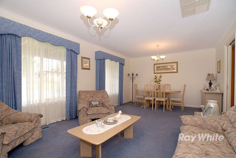 7 Eastern Park Square, NARRE WARREN SOUTH VIC 3805, Narre Warren South - Thumbnail 4