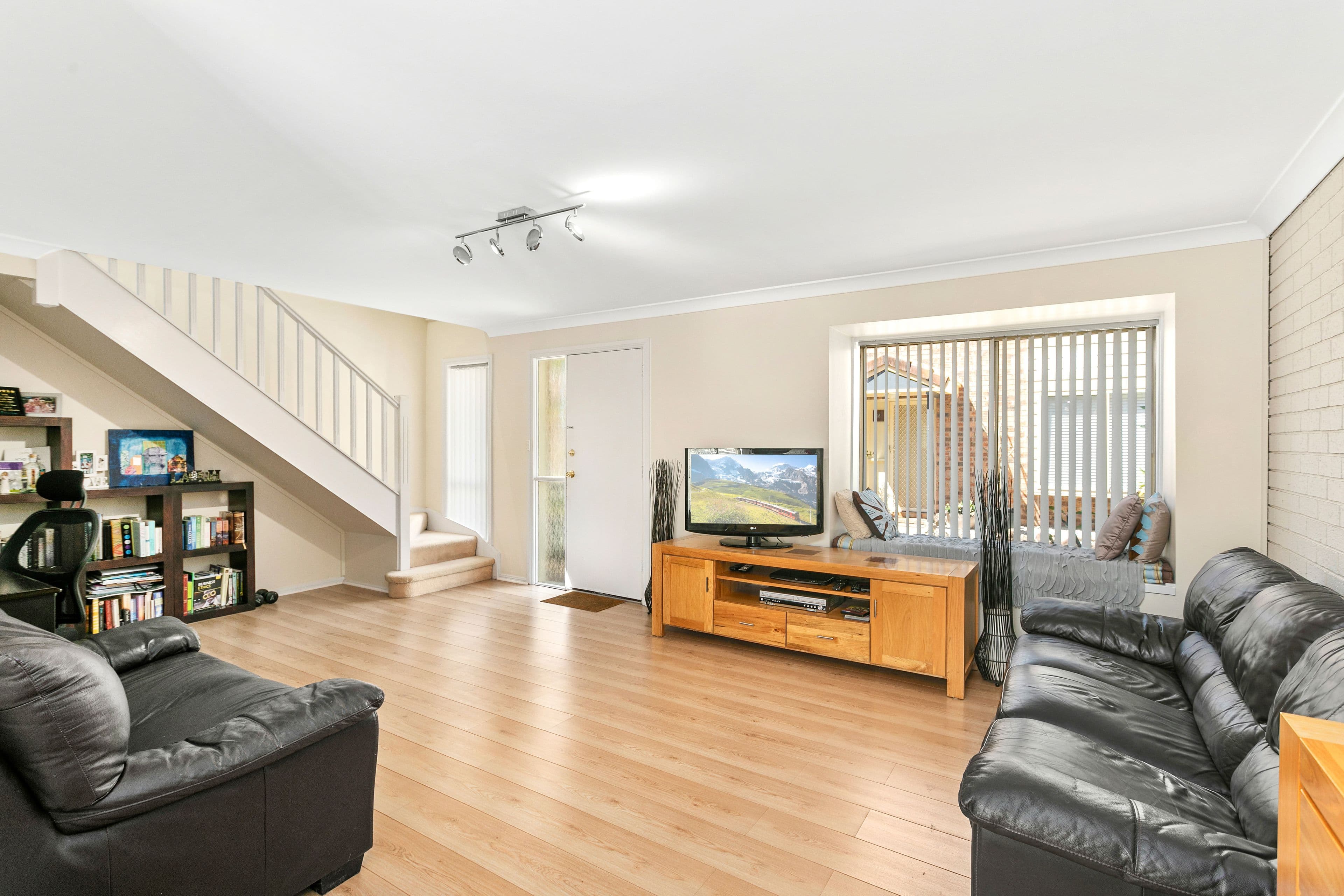 19-21 Kingston Street, Oak Flats NSW 2529, Oak Flats - Thumbnail 2