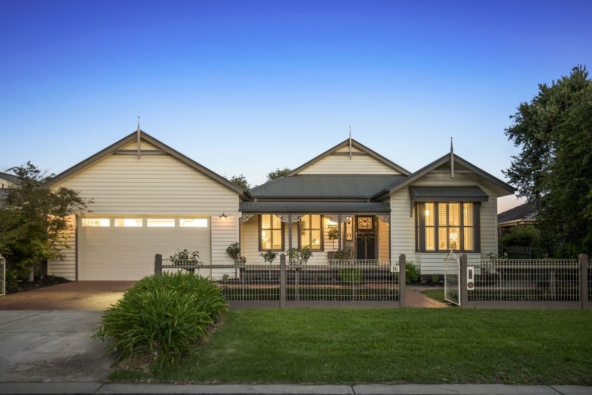 16 Bailey Street, Werribee VIC 3030, Werribee - Image 1