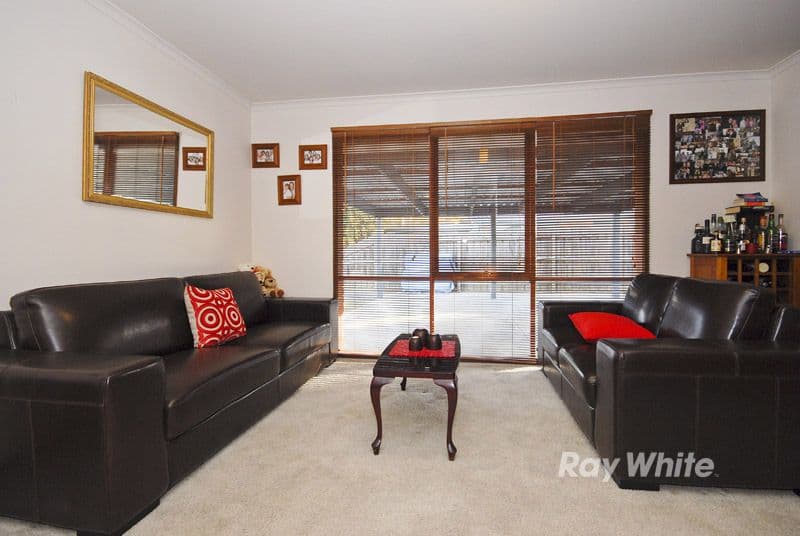 21 Fernlea Avenue, ROWVILLE VIC 3178, Rowville - Thumbnail 3