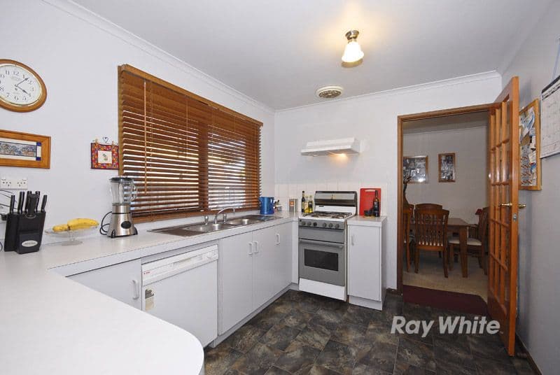21 Fernlea Avenue, ROWVILLE VIC 3178, Rowville - Thumbnail 5