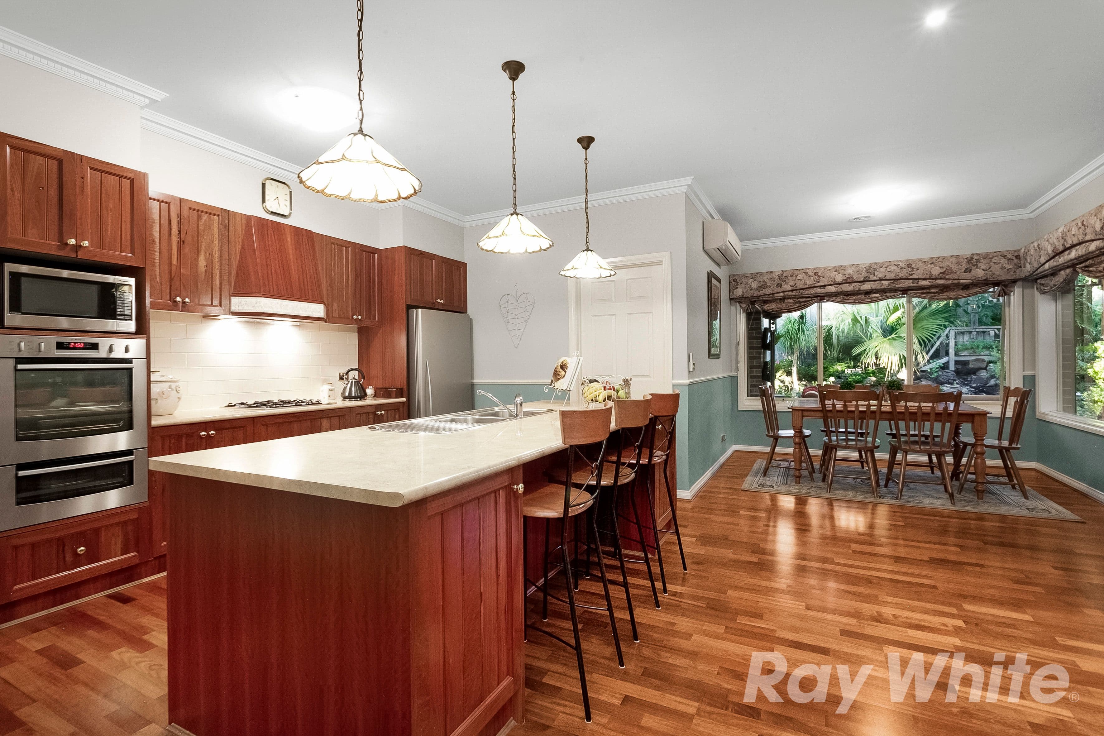 16 Ellesse Way, Berwick VIC 3806, Berwick - Thumbnail 2