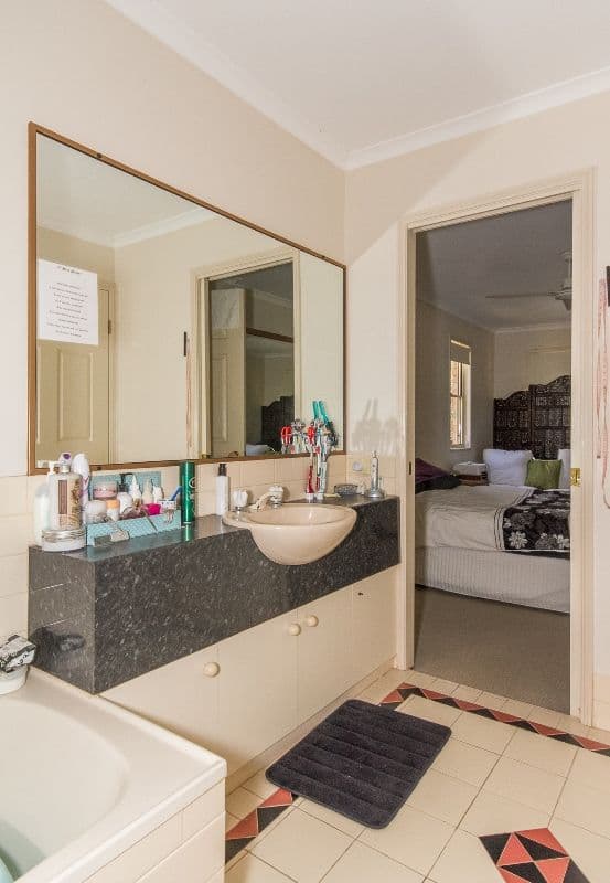 59 Paddington Drive, Carrara QLD 4211, Carrara - Thumbnail 7