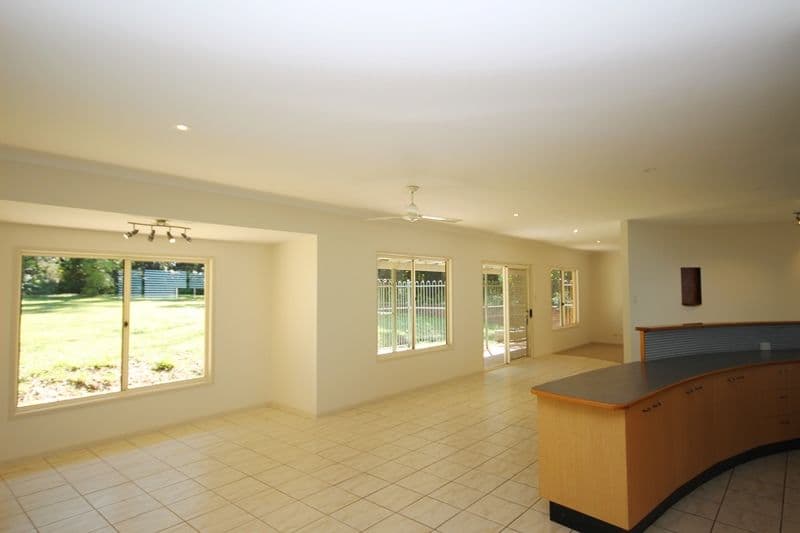 53 Alfs Pinch Road, Beerwah QLD 4519, Beerwah - Thumbnail 8