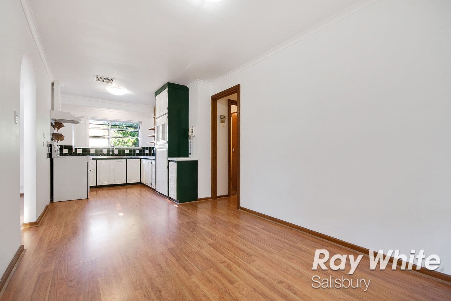 8 Blundell Close, Salisbury Downs SA 5108, Salisbury Downs - Thumbnail 5
