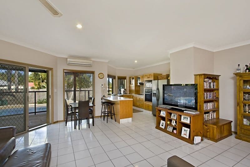 2 Rona Court, MERRIMAC QLD 4226, Merrimac - Thumbnail 2