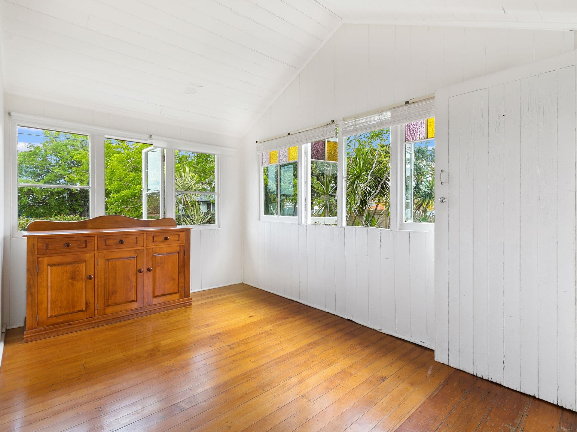 128 Broadwater Road, Mount Gravatt East QLD 4122, Mount Gravatt East - Thumbnail 2