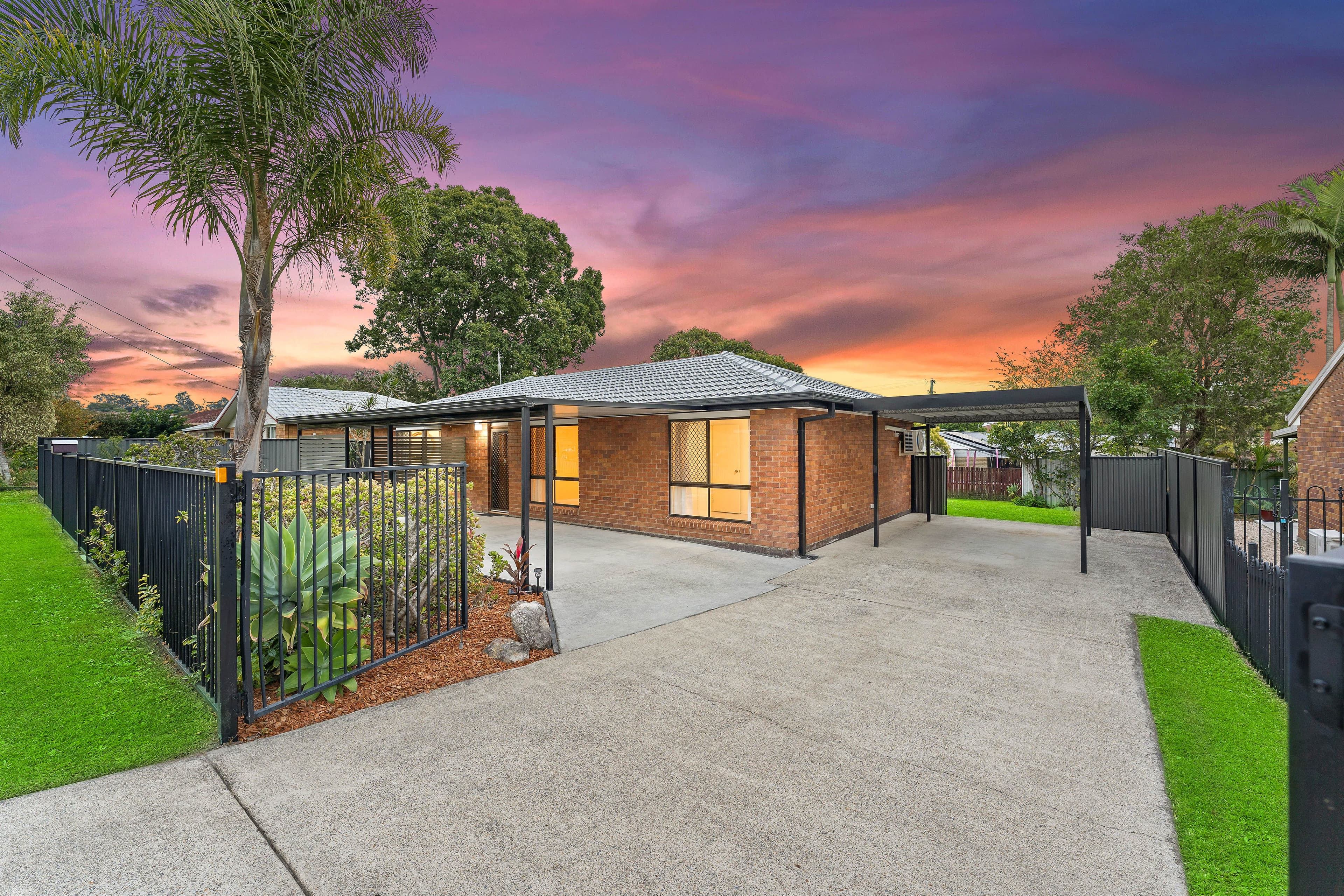 11 Samantha Street, Boronia Heights QLD 4124, Boronia Heights - Thumbnail 2