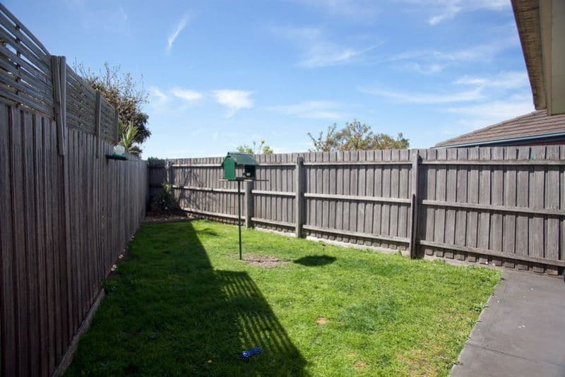 4 Hayley Court, MILL PARK VIC 3082, Mill Park - Thumbnail 5