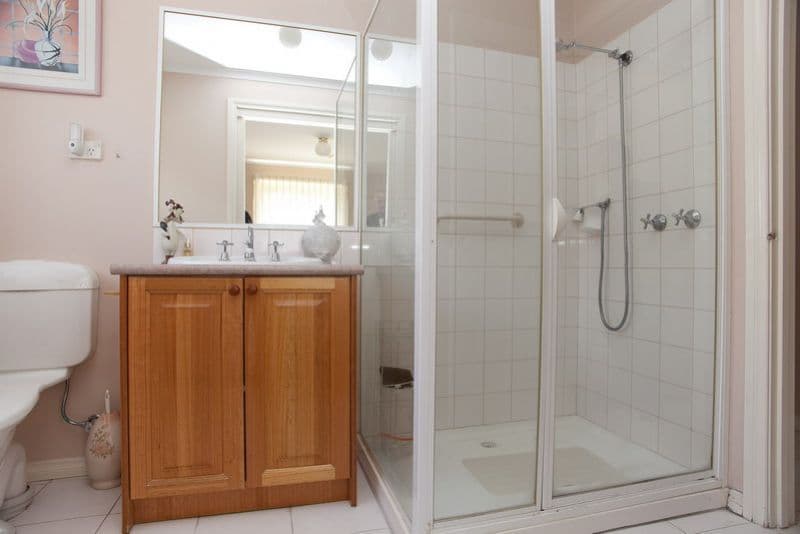 4 Hayley Court, MILL PARK VIC 3082, Mill Park - Thumbnail 6