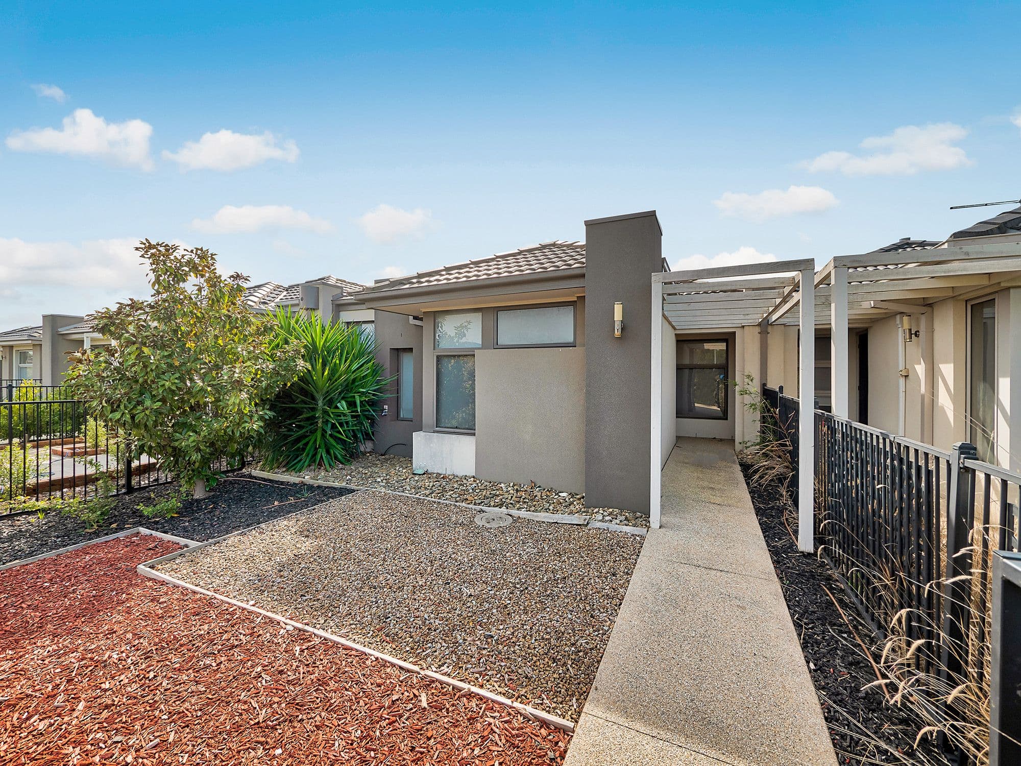 5 Comtois Lane, Clyde North VIC 3978, Clyde North - Thumbnail 4