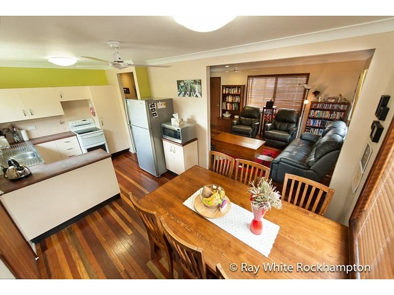 11 Agnew Avenue, NORMAN GARDENS QLD 4701, Norman Gardens - Thumbnail 2