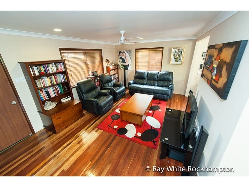 11 Agnew Avenue, NORMAN GARDENS QLD 4701, Norman Gardens - Thumbnail 3