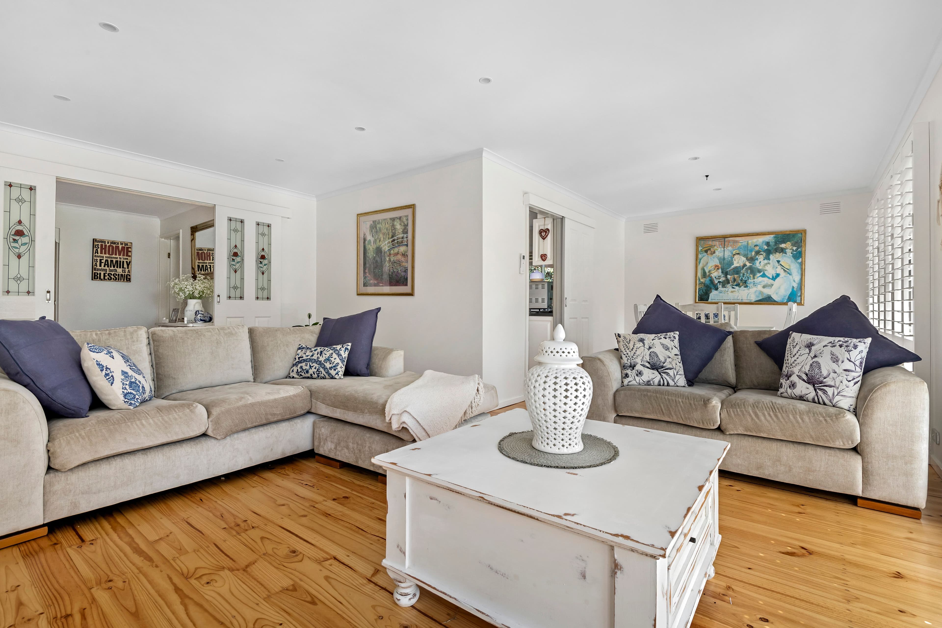 4 Bush Court, Langwarrin VIC 3910, Langwarrin - Thumbnail 2
