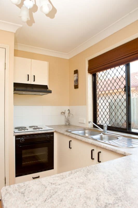 16  Trevino Place, WACOL QLD 4076, Wacol - Thumbnail 4