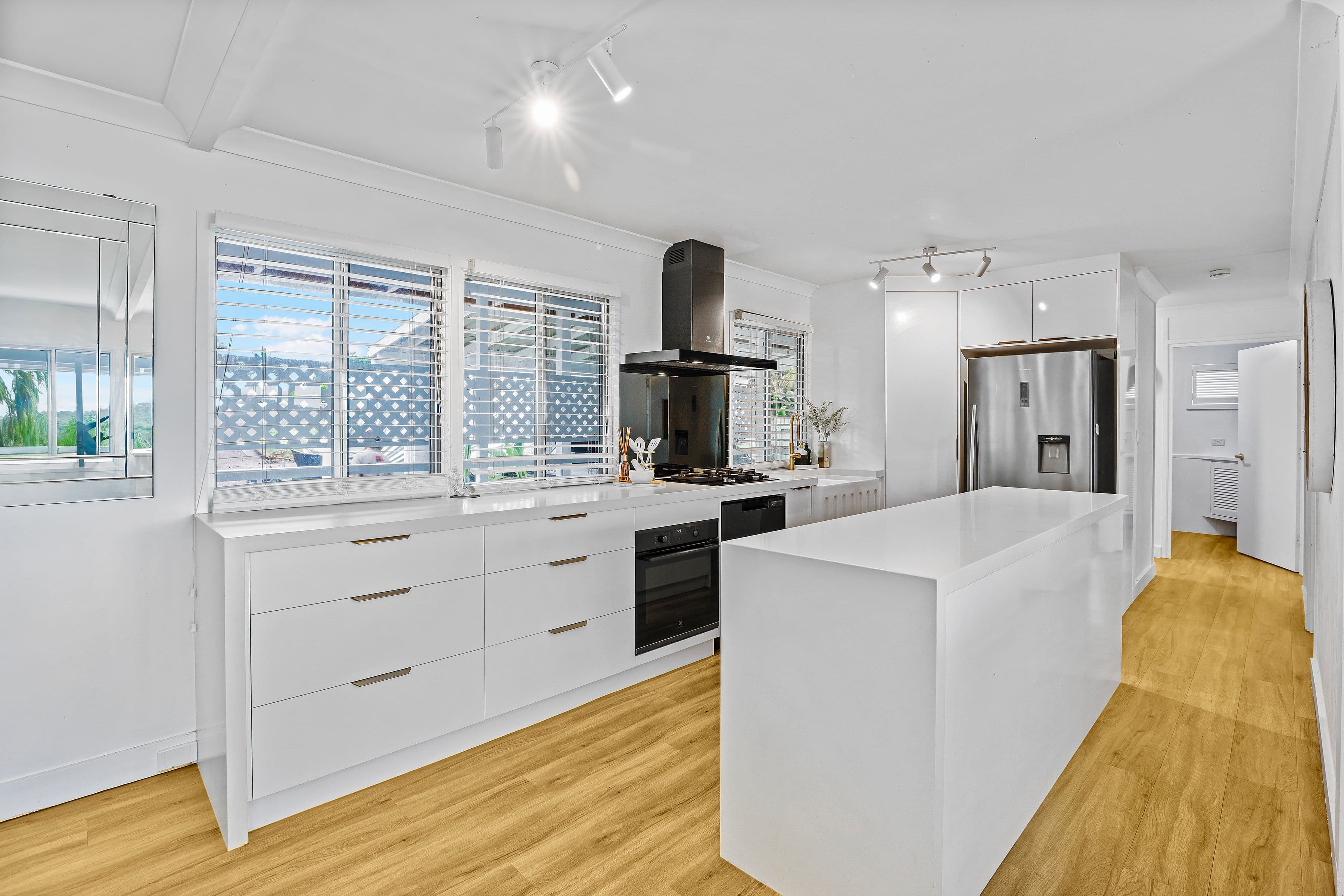 23 Captain Blackwood Drive, Sarina Beach QLD 4737, Sarina Beach - Thumbnail 3