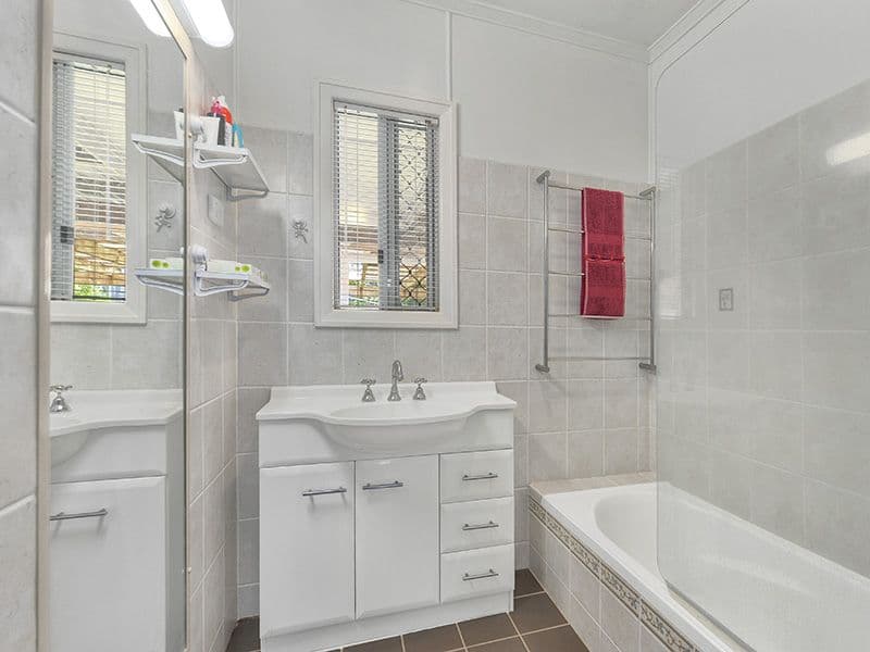 59 Camelia Street, CANNON HILL QLD 4170, Cannon Hill - Thumbnail 8