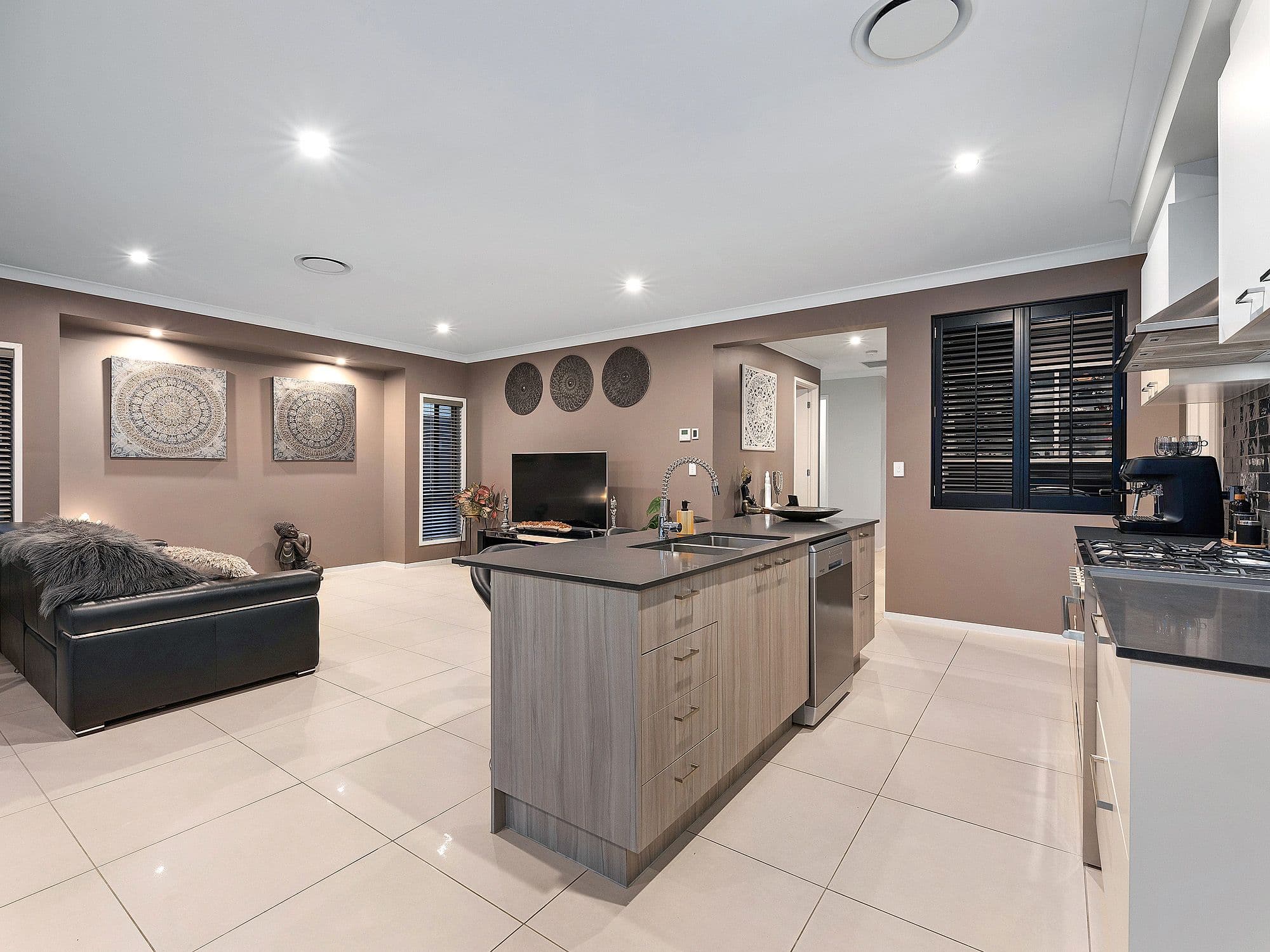 83 Greenview Avenue, South Ripley QLD 4306, South Ripley - Thumbnail 7