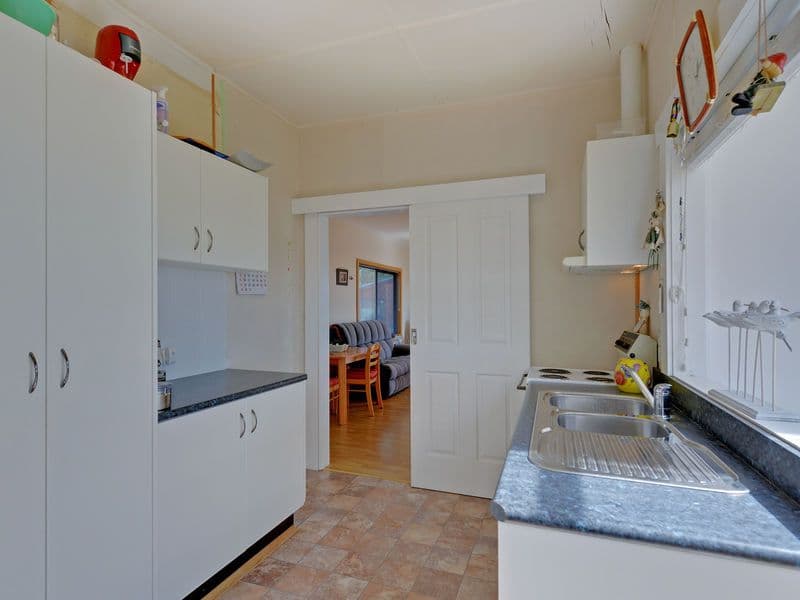 15 Pelissier Street, Somerset TAS 7322, Somerset - Thumbnail 4