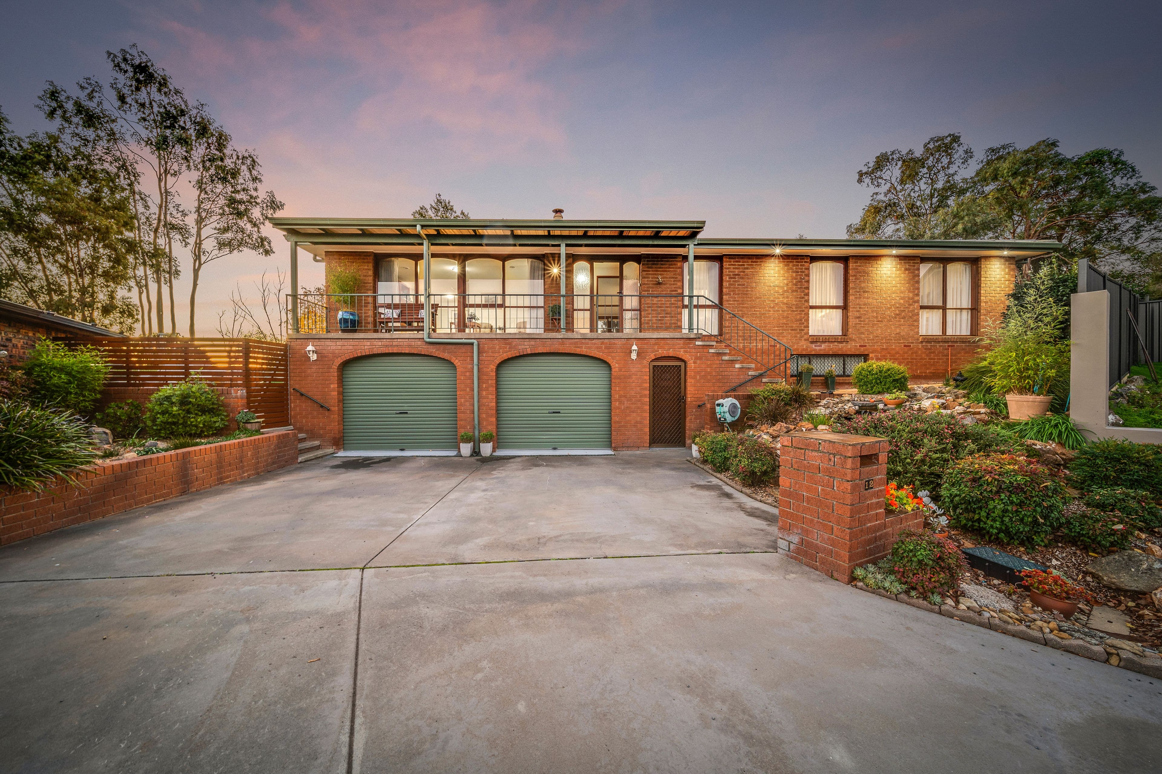 12 Hooke Place, Charnwood ACT 2615, Charnwood - Image 1