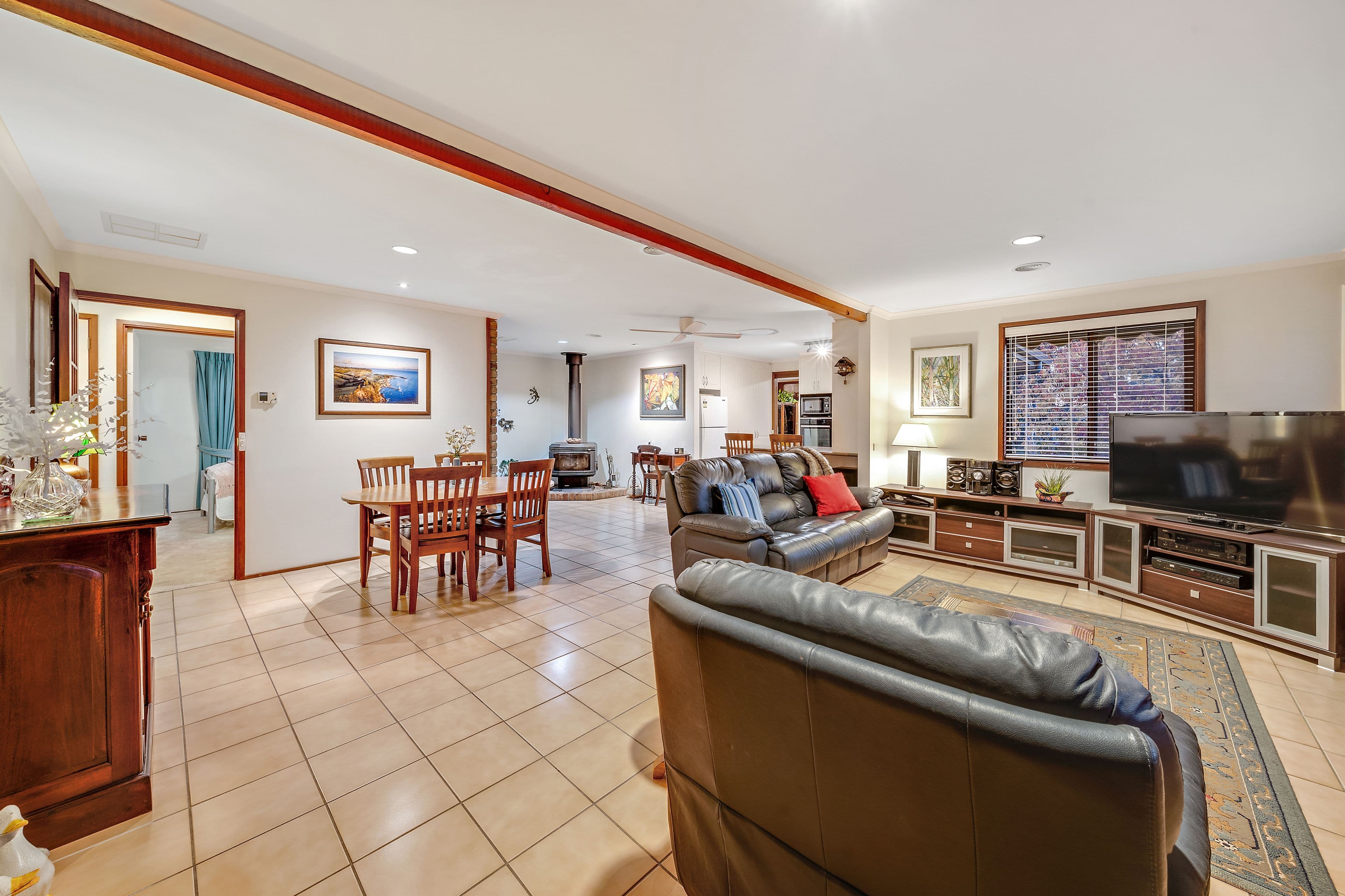 12 Hooke Place, Charnwood ACT 2615, Charnwood - Thumbnail 6