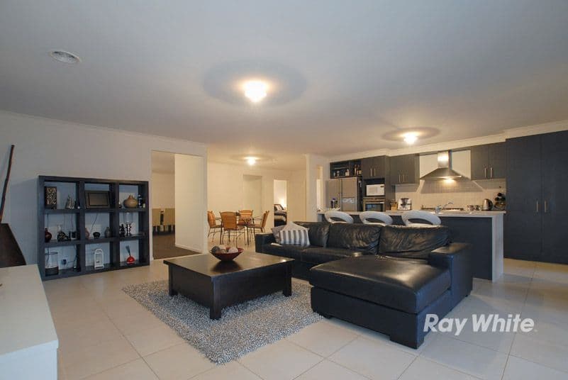 16 Viewline Way, LYNDHURST VIC 3975, Lyndhurst - Thumbnail 8