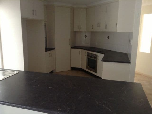 6 Arthur Street, Maryborough QLD 4650, Maryborough - Thumbnail 2