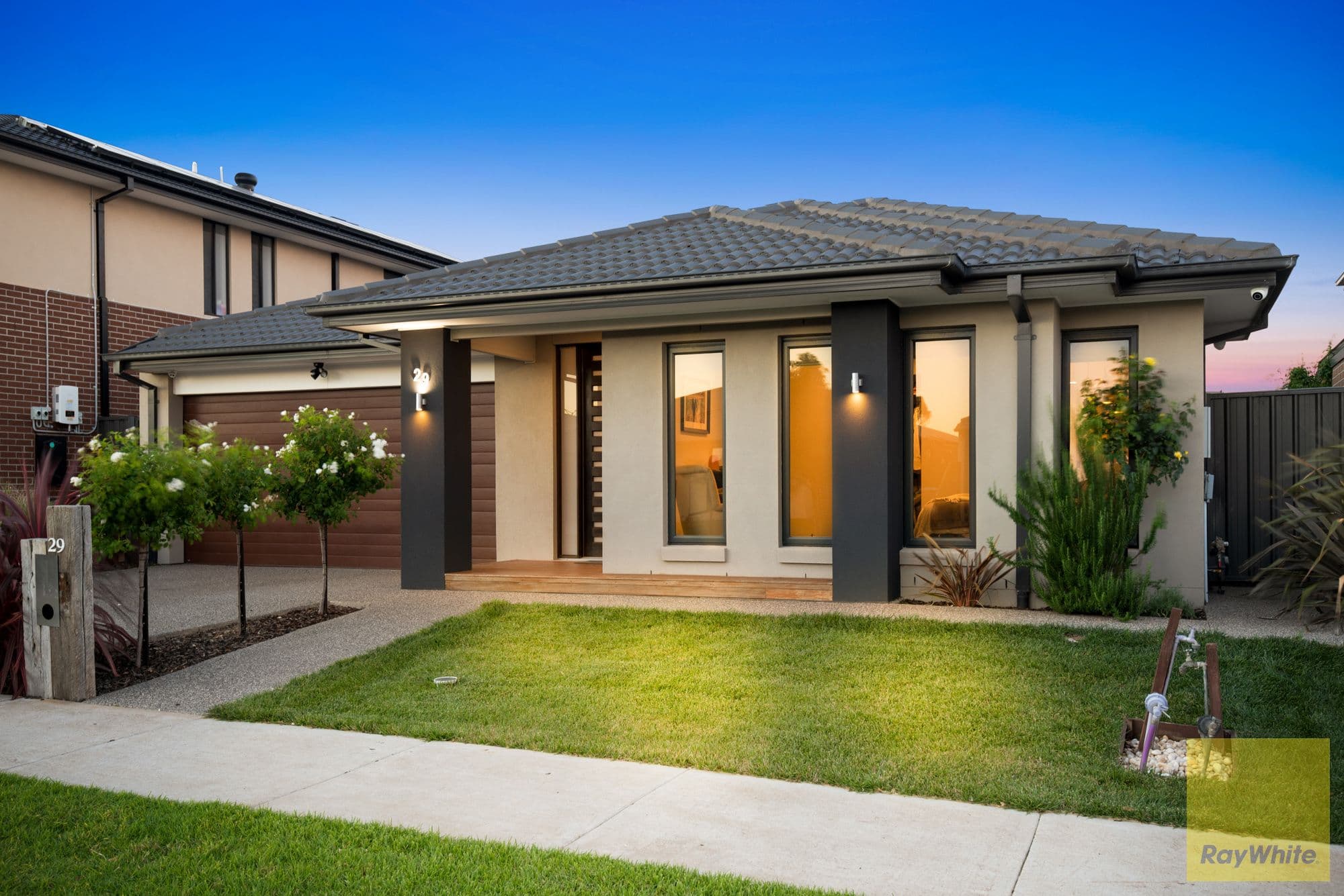 29 Paprika Way, Tarneit VIC 3029, Tarneit - Thumbnail 2