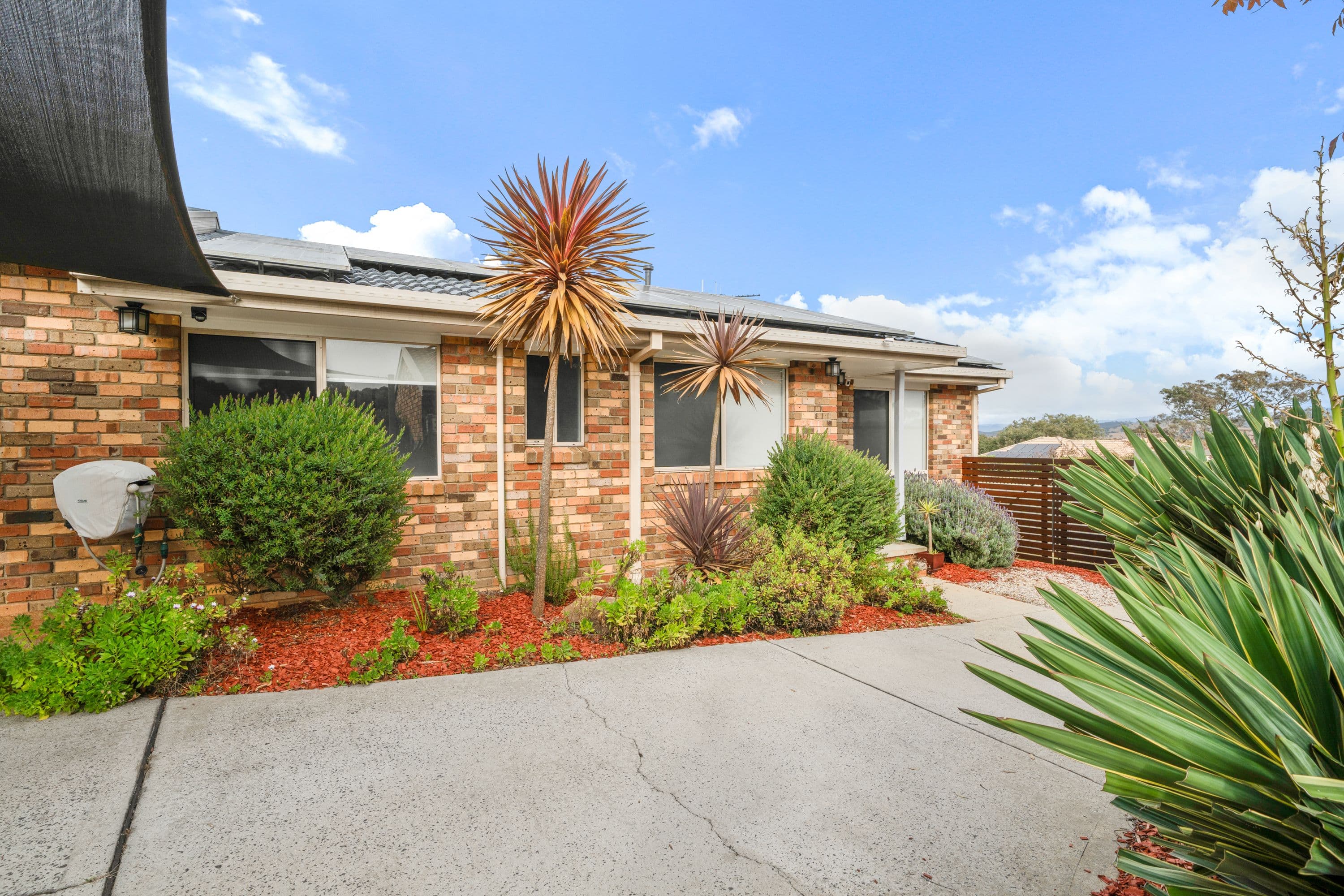19B Esmond Avenue, Jerrabomberra NSW 2619, Jerrabomberra - Image 1