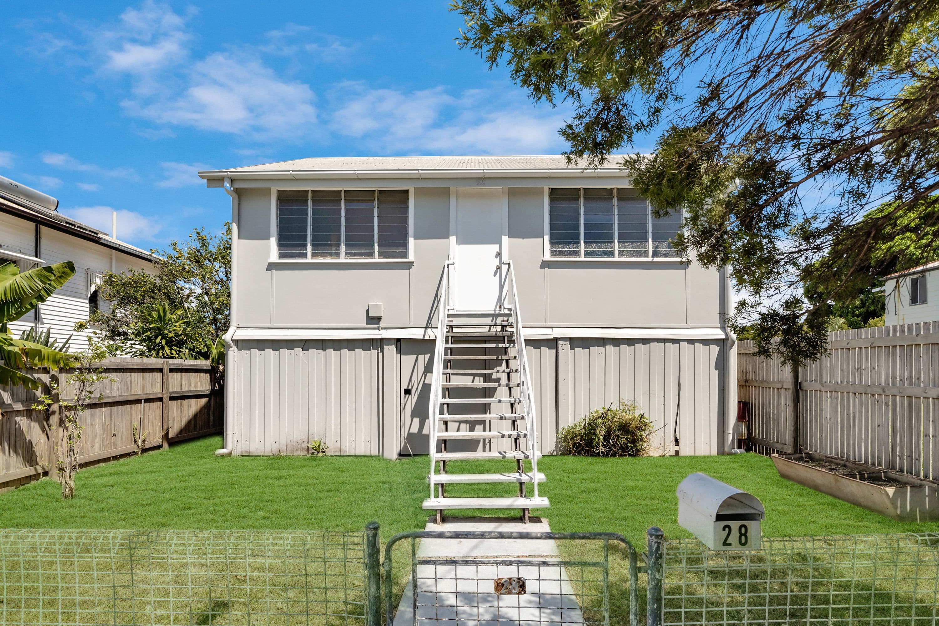 28 Clarendon Street, Hyde Park QLD 4812, Hyde Park - Image 1