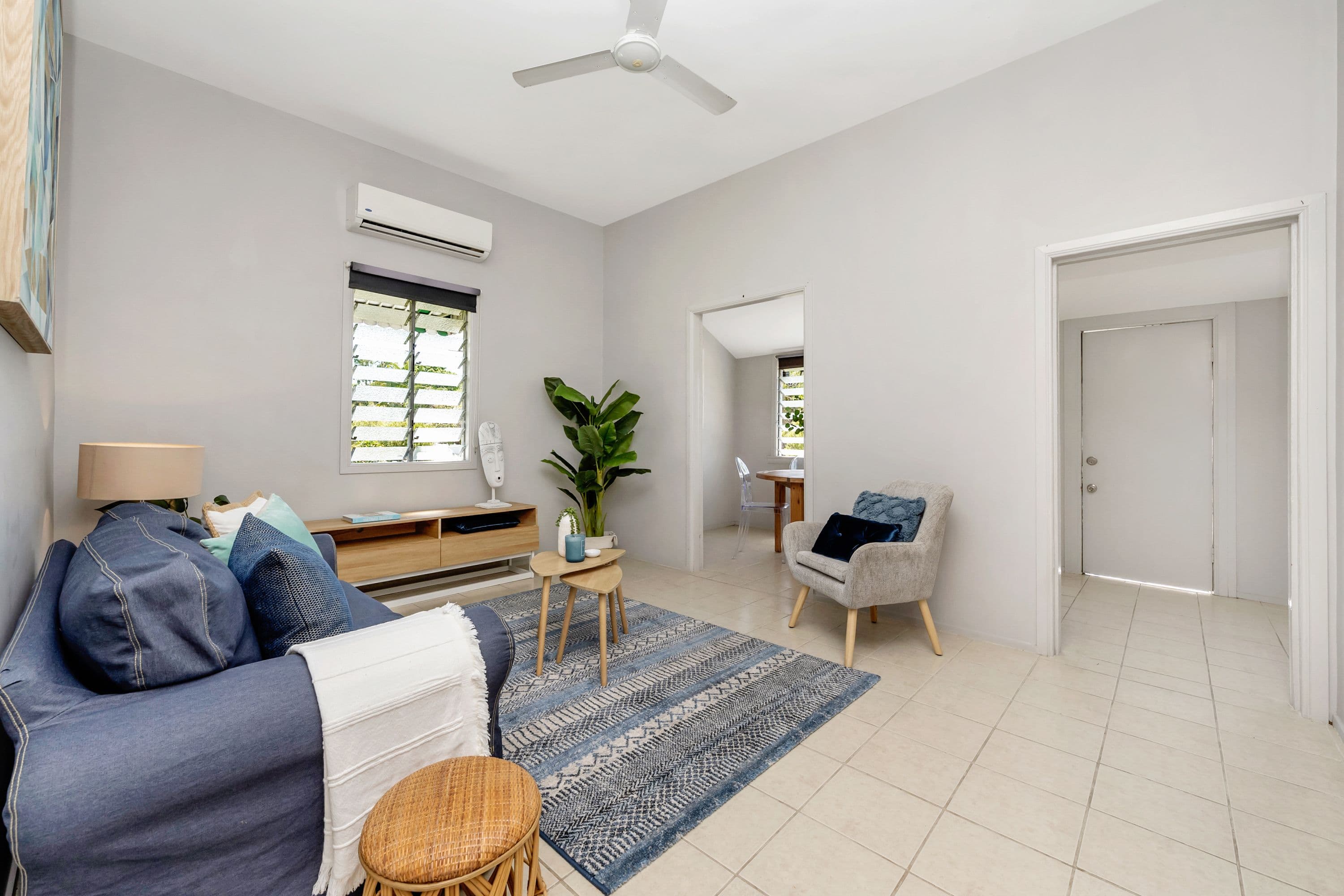 28 Clarendon Street, Hyde Park QLD 4812, Hyde Park - Thumbnail 2