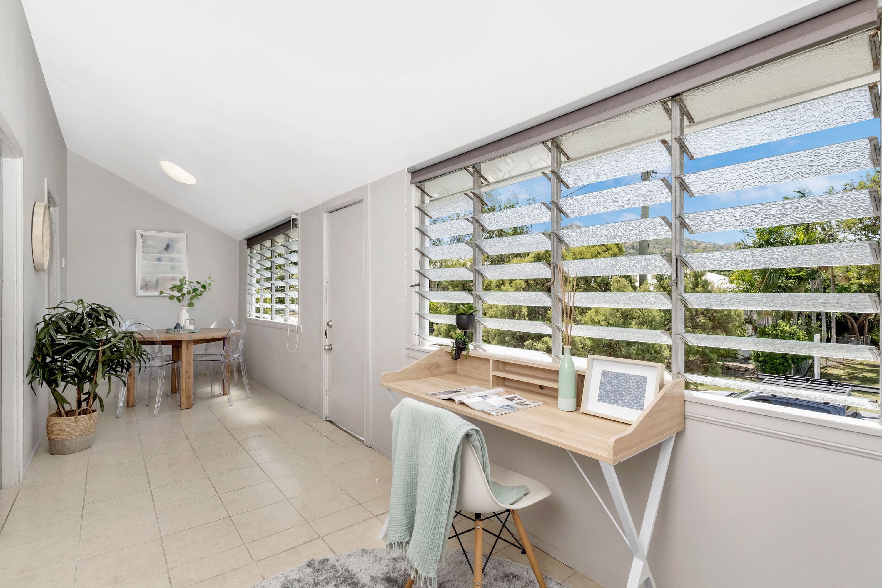 28 Clarendon Street, Hyde Park QLD 4812, Hyde Park - Thumbnail 4