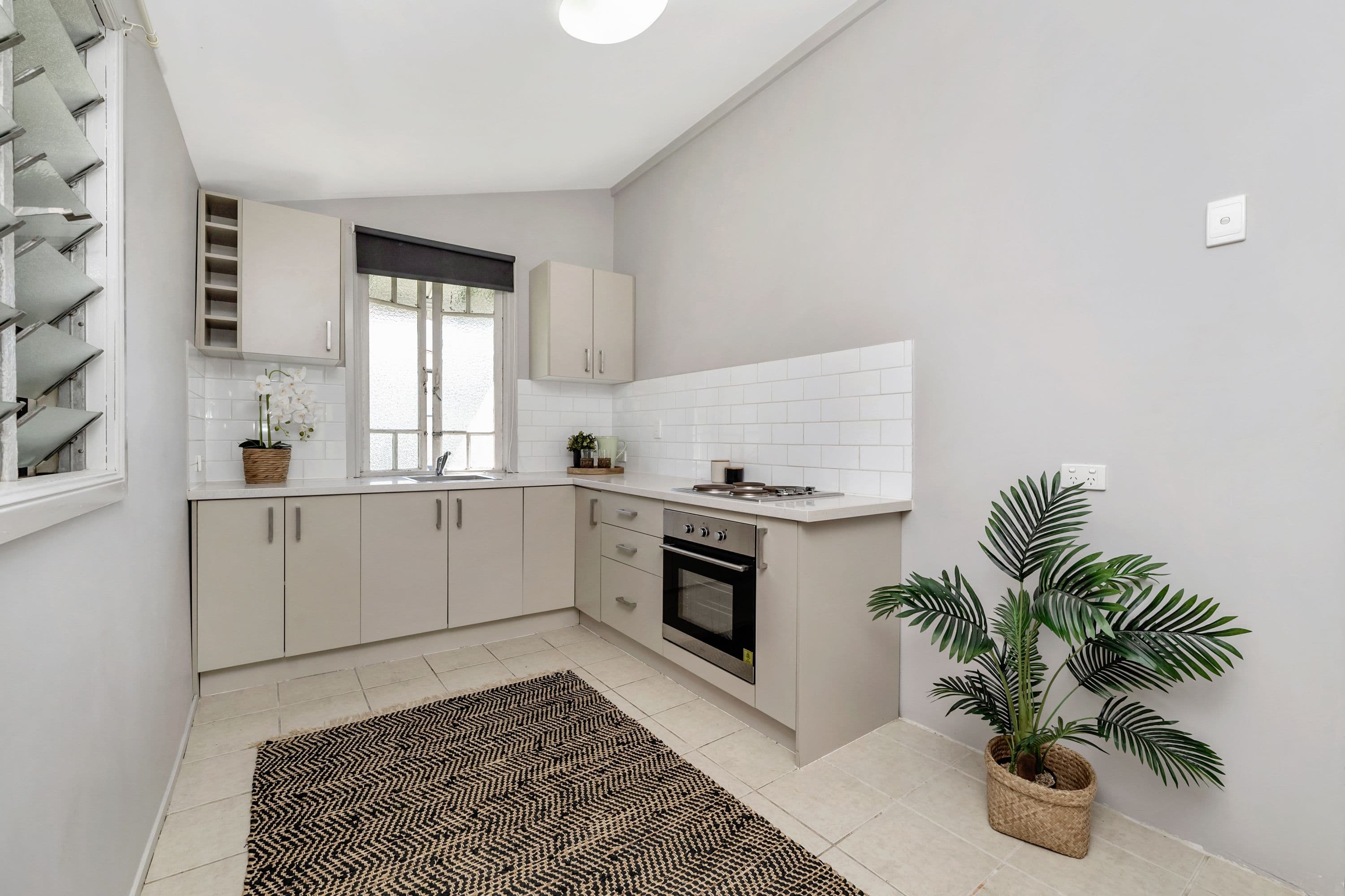 28 Clarendon Street, Hyde Park QLD 4812, Hyde Park - Thumbnail 6