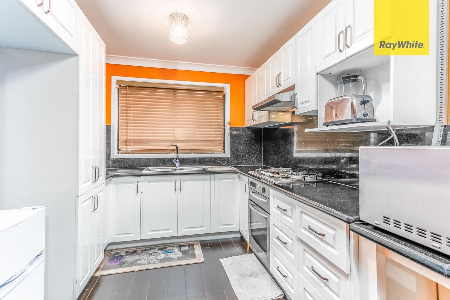 12 Caspian Court, Plumpton - Thumbnail 4