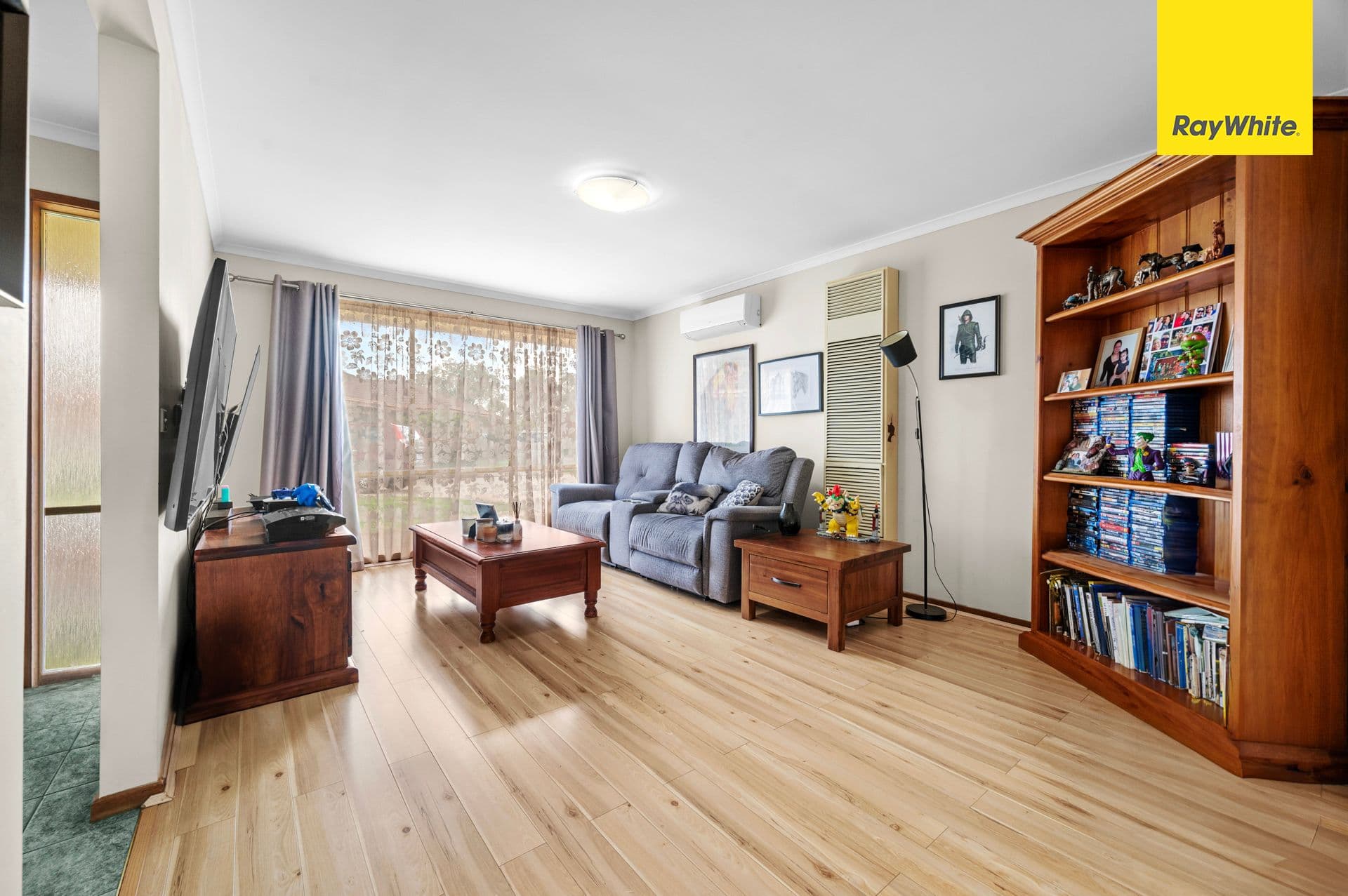 7 Coventry Place, Melton South VIC 3338, Melton South - Thumbnail 4