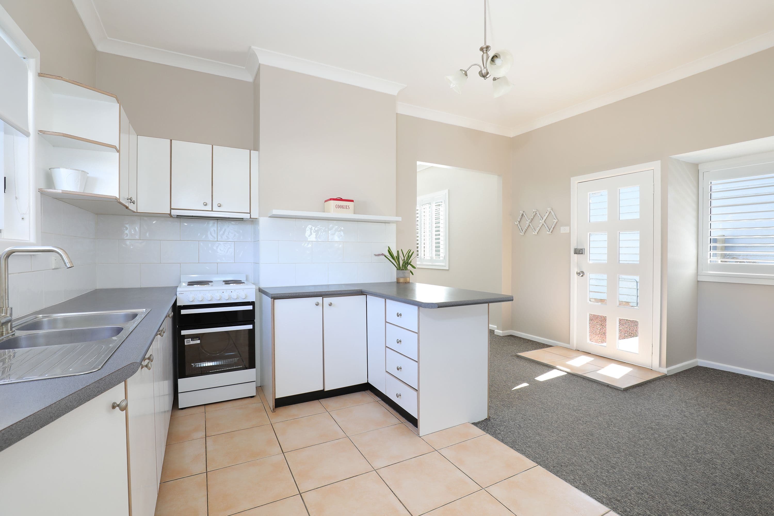 15 Albion Street, Katoomba NSW 2780, Katoomba - Thumbnail 4