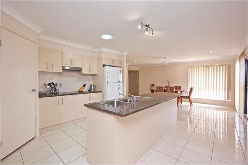 42 Pentecost Place, REDLAND BAY QLD 4165, Redland Bay - Thumbnail 2
