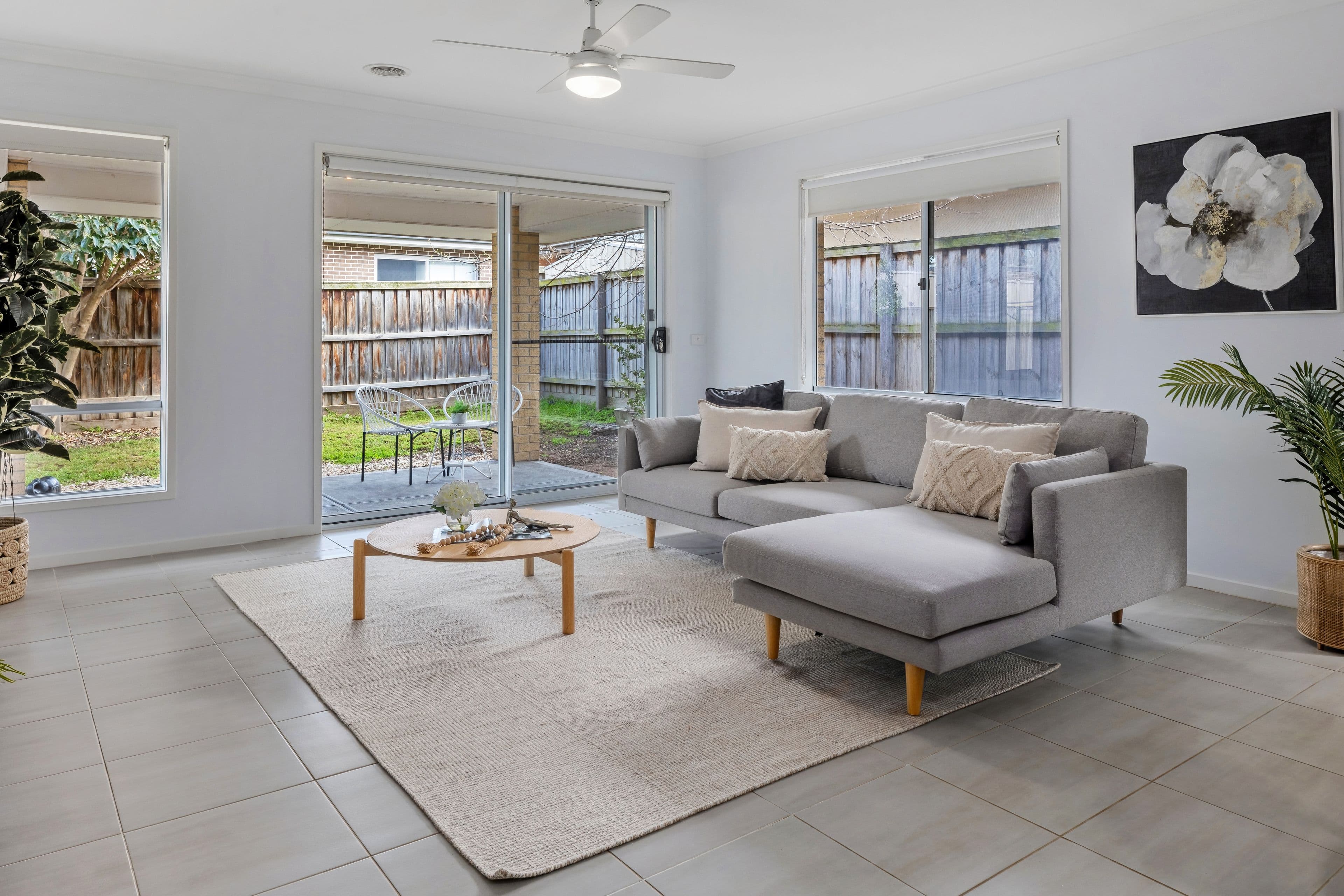 11 Positano Way, Lalor VIC 3075, Lalor - Thumbnail 2