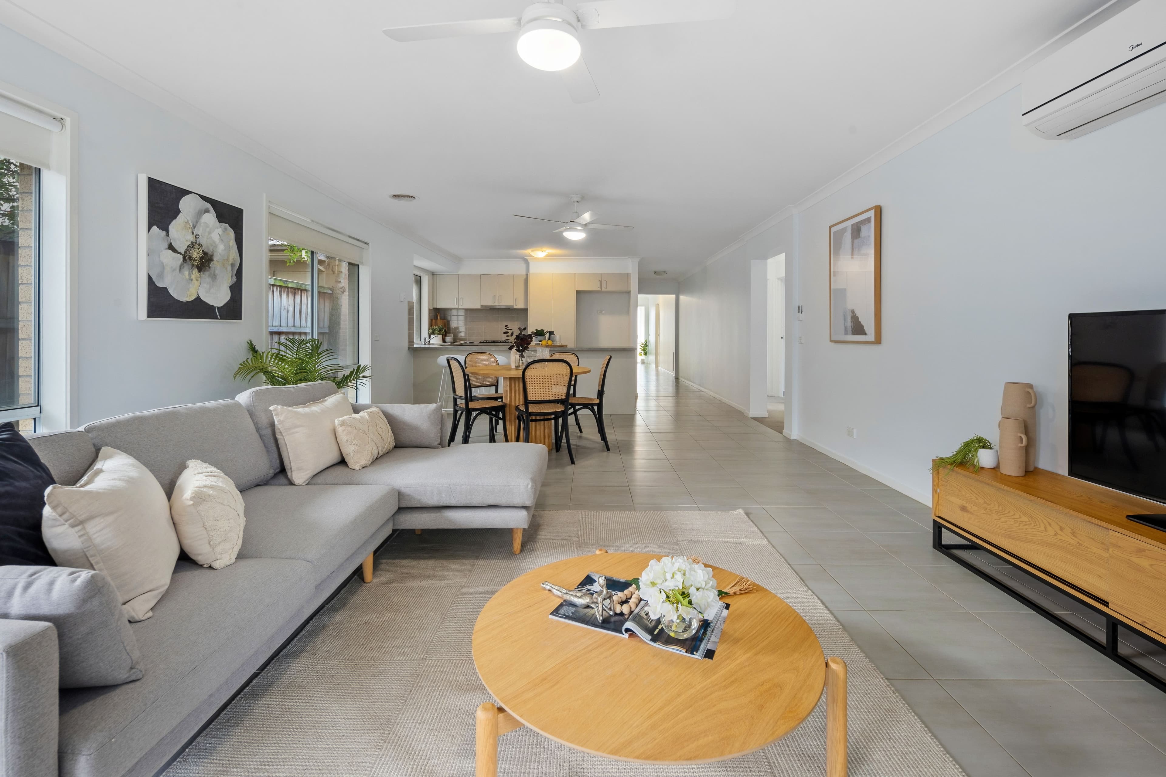 11 Positano Way, Lalor VIC 3075, Lalor - Thumbnail 3