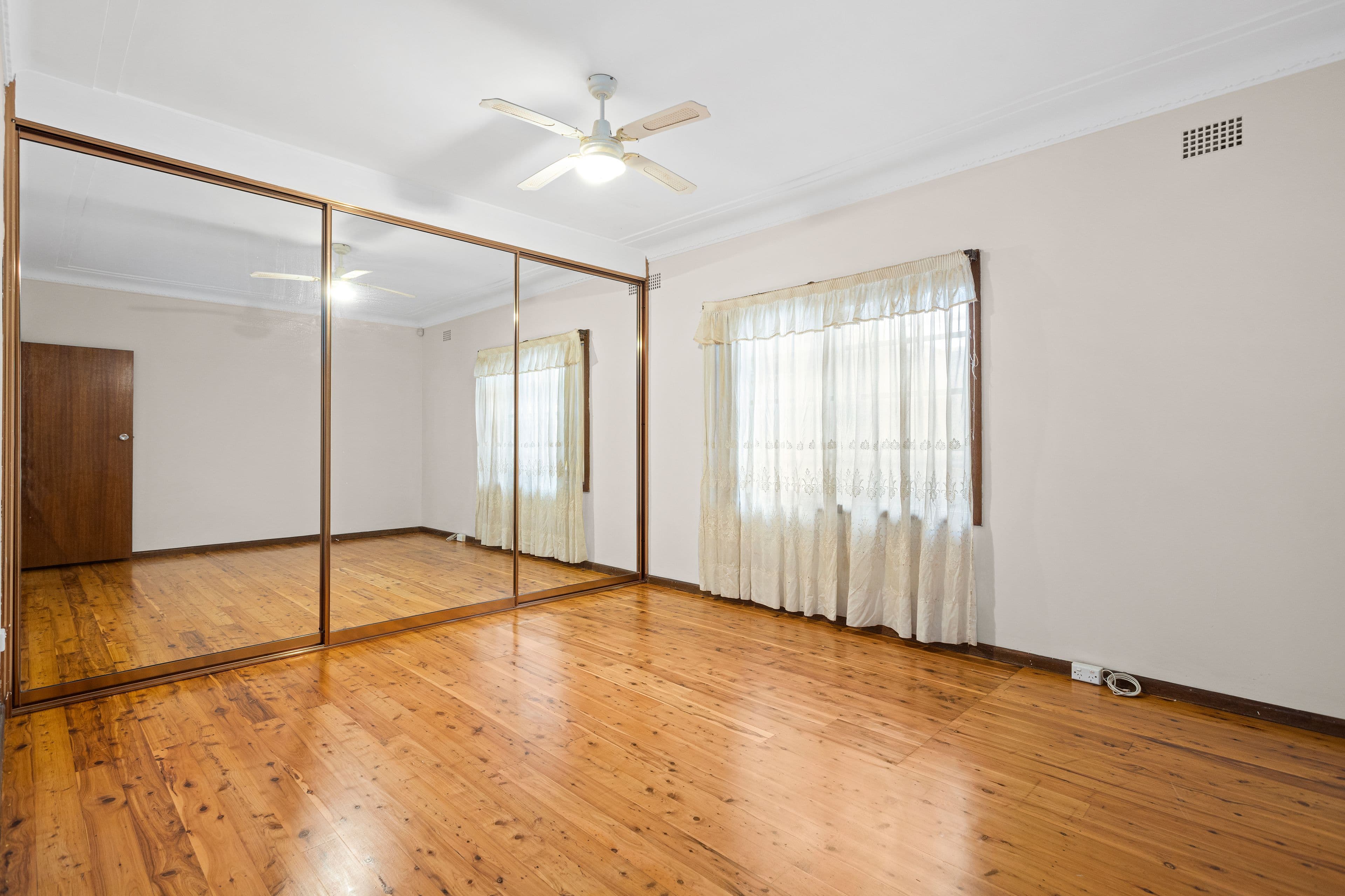 3 Joan Avenue, Warilla NSW 2528, Warilla - Thumbnail 5