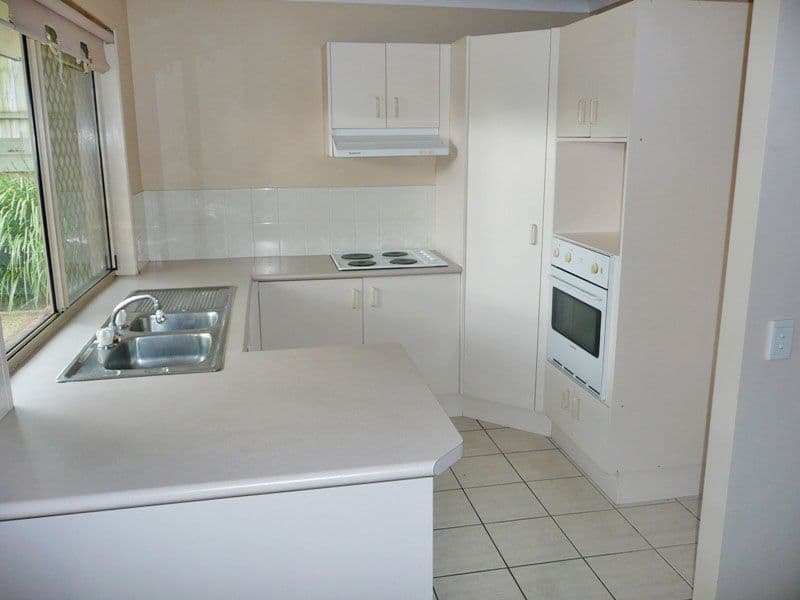 10 Riley Street, CALAMVALE QLD 4116, Calamvale - Thumbnail 5