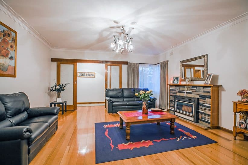 119 Hughes Parade, Reservoir VIC 3073, Reservoir - Thumbnail 2