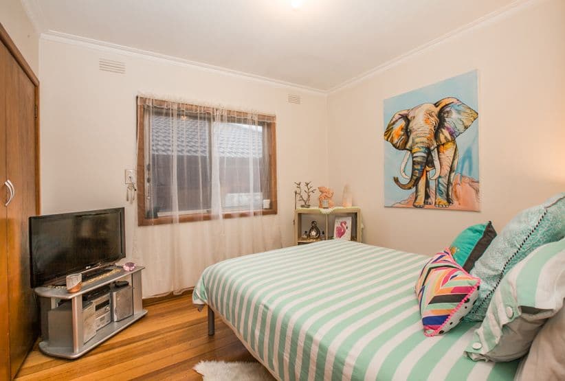 119 Hughes Parade, Reservoir VIC 3073, Reservoir - Thumbnail 8