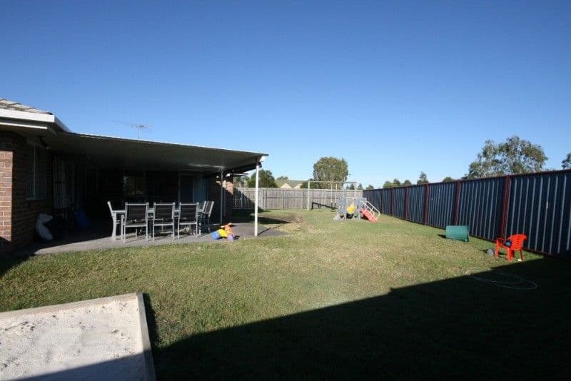 49 Hanlon Street, TANAH MERAH QLD 4128, Tanah Merah - Thumbnail 3