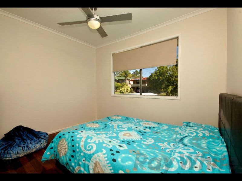 18 Thompson Street, Bundamba QLD 4304, Bundamba - Thumbnail 6